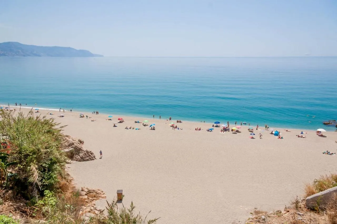 Apartamento Carabeo 3 Dorm Nerja 0*,