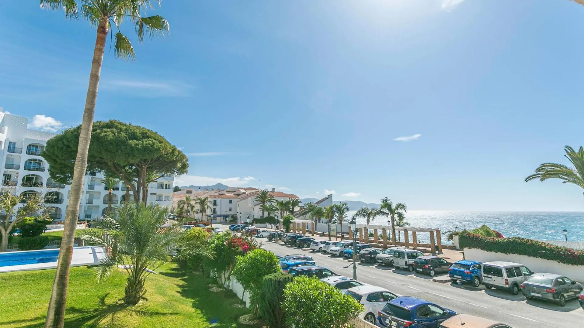 Apartamento Carabeo 3 Dorm Nerja